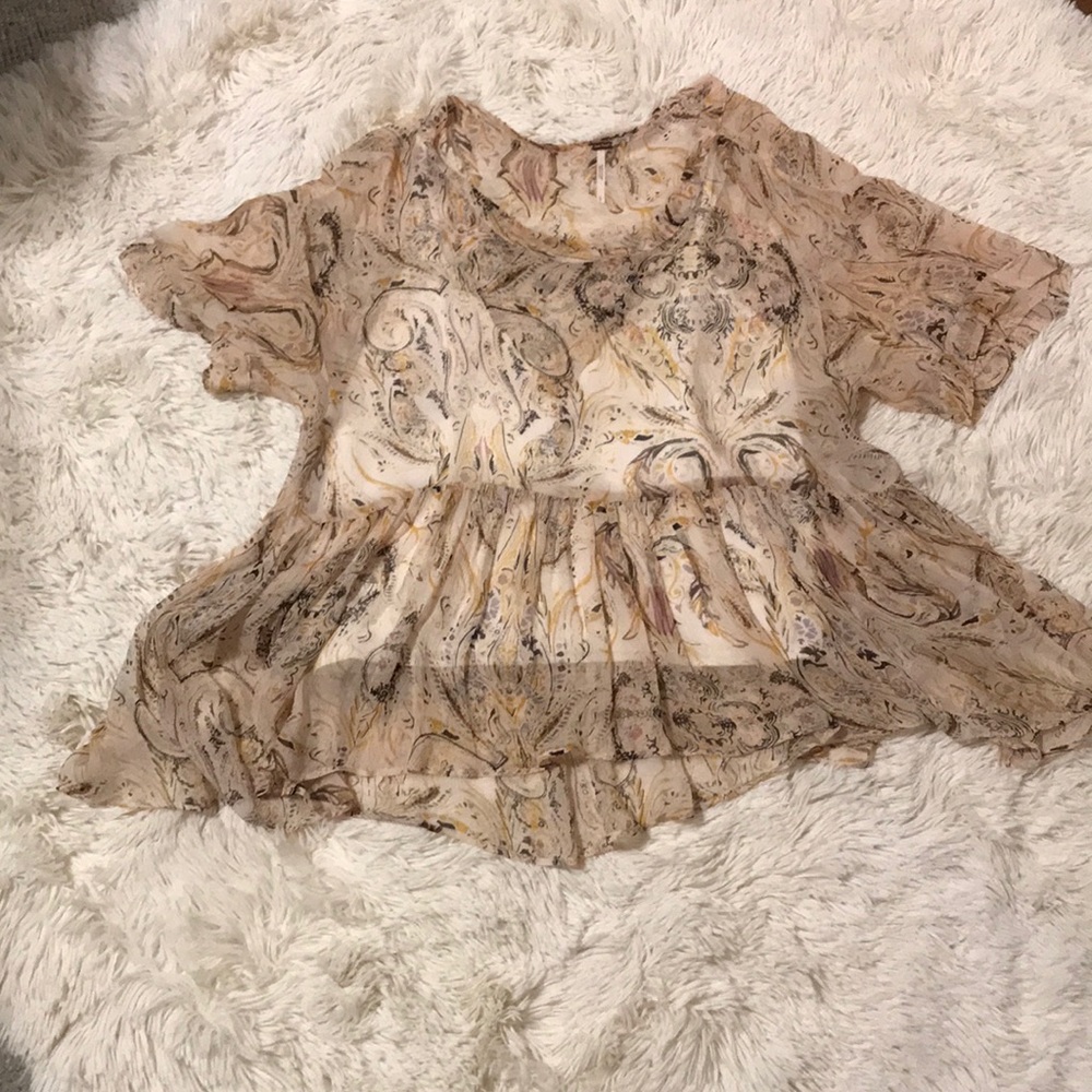 Beautiful Free People top with cami
